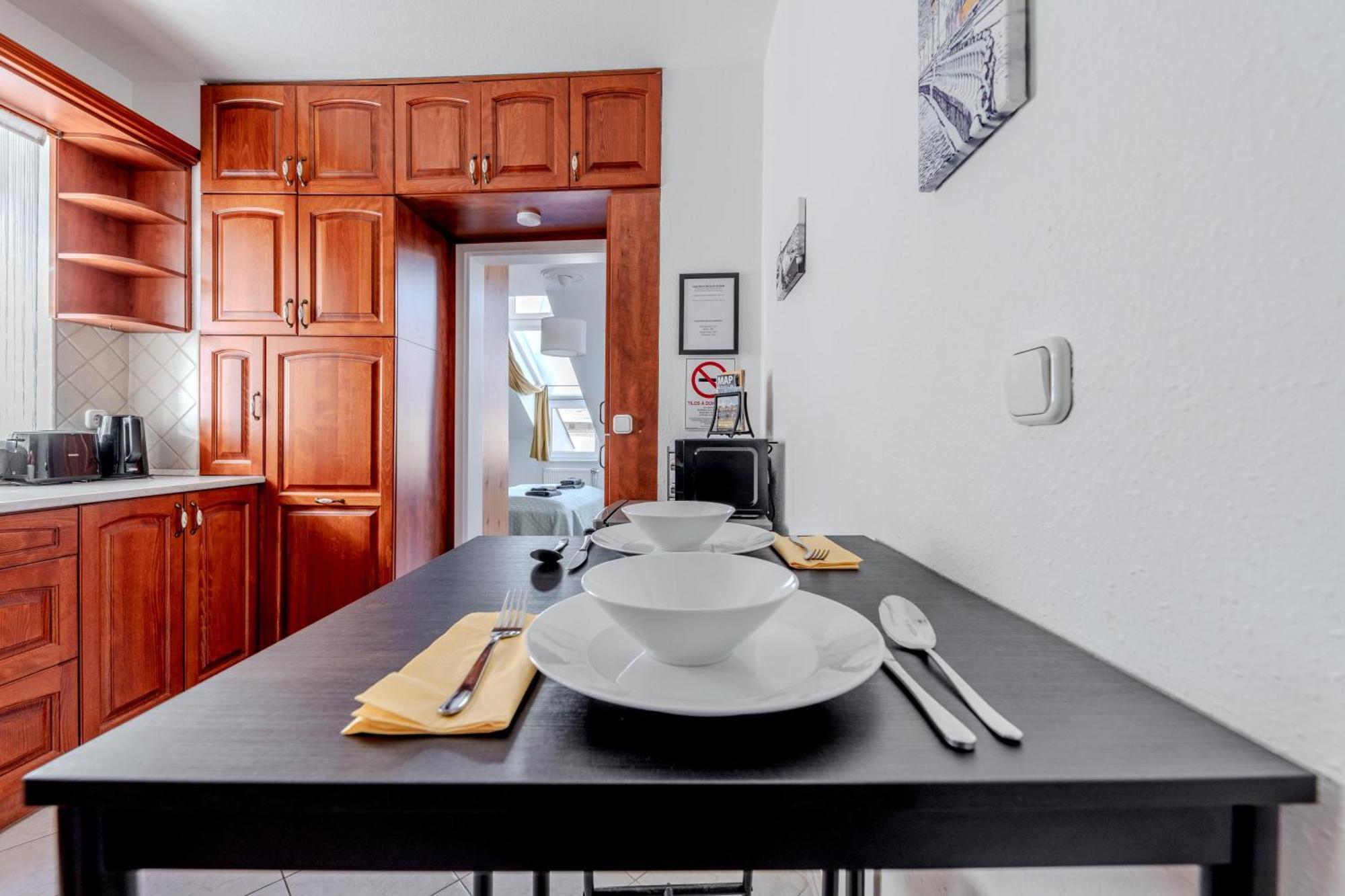 Cozy Flat In The Heart Of Buda Budapesta Exterior foto