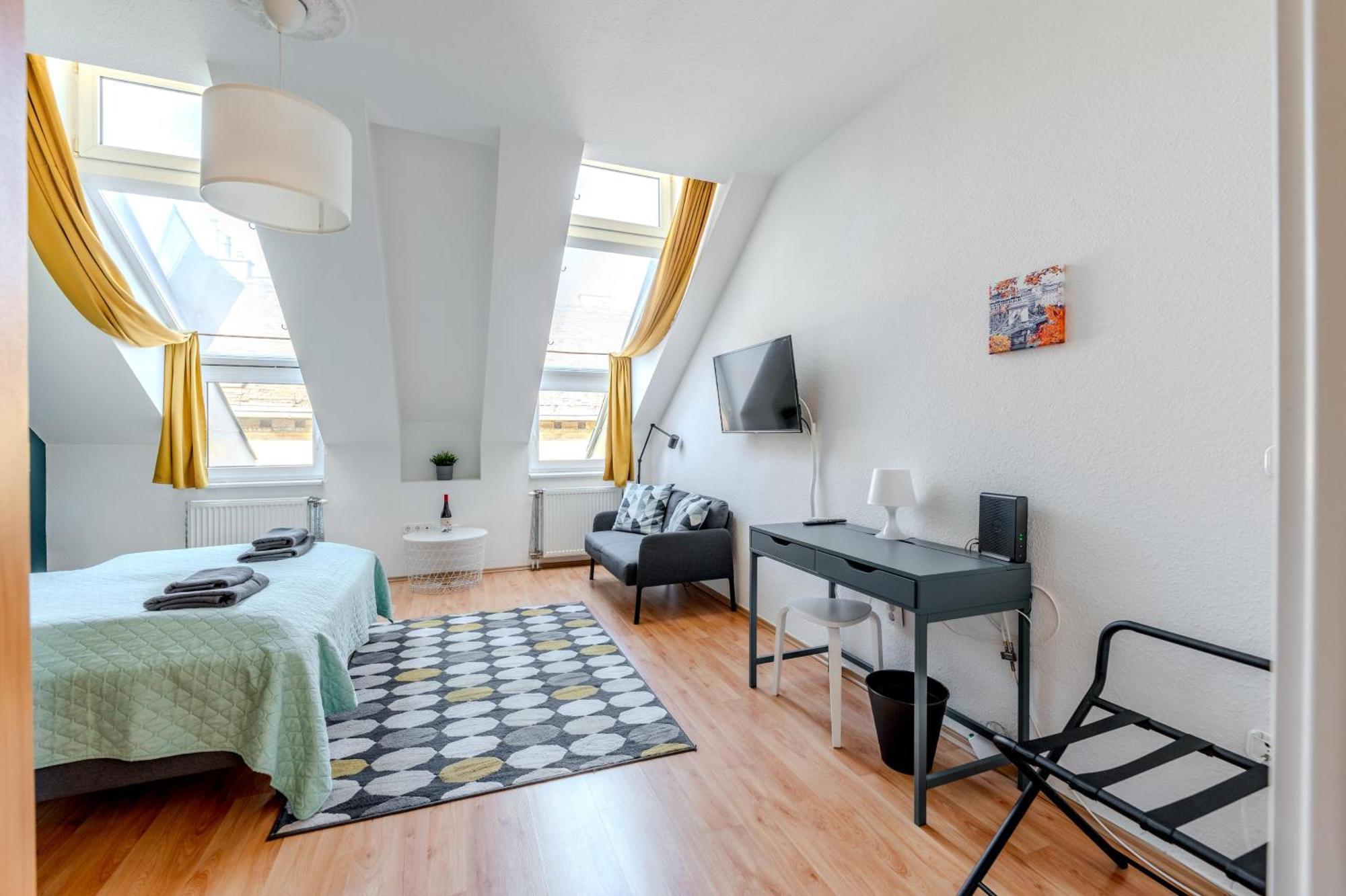 Cozy Flat In The Heart Of Buda Budapesta Exterior foto